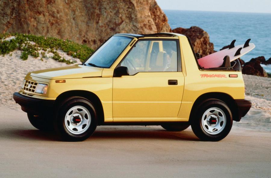  Geo Tracker Convertible 1990 года  (фото 6 из 6)
